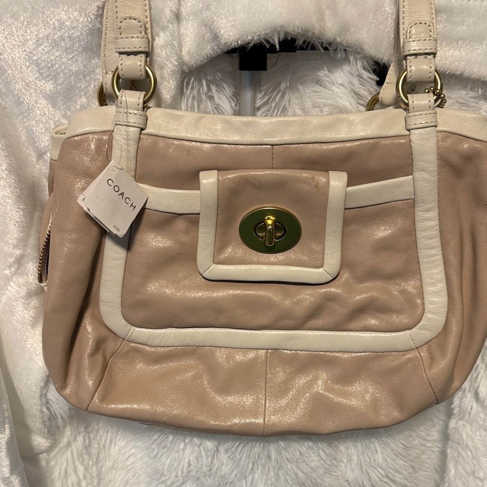 Vintage Coach Tan and Cream Shoulder Bag